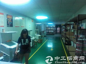 西鄉固戍新出2樓1100平方裝修廠出租——理想圖書庫房與辦公空間